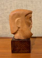 Load image into Gallery viewer, 'Head' by Runo 'Lette' Johansson