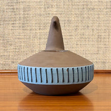 Load image into Gallery viewer, Sculptural bird vase by Tomas Anagrius for Alingsås Keramik