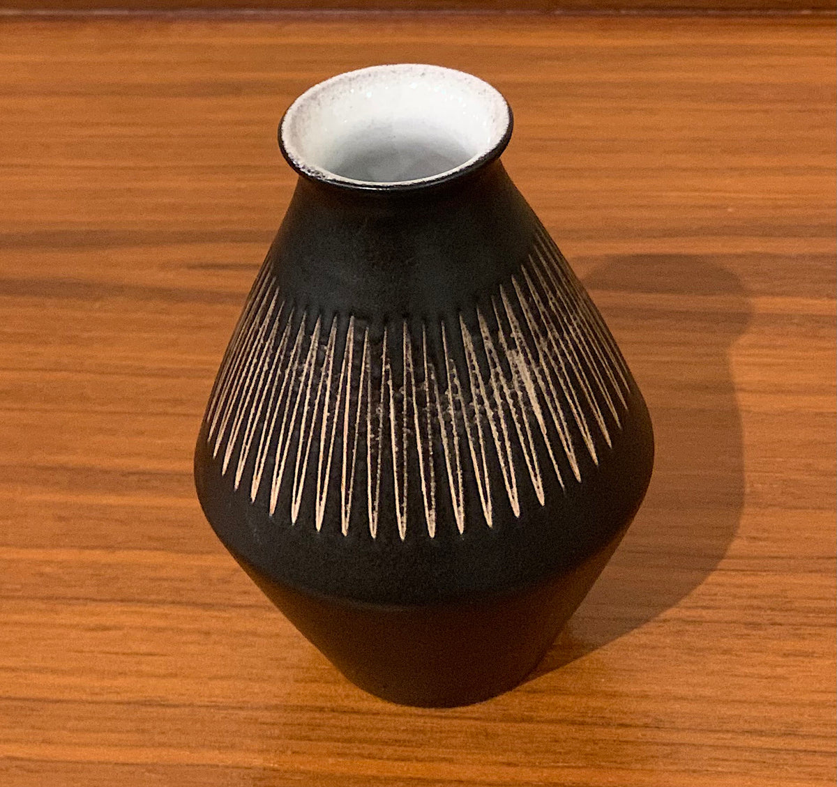 Vase By Sven Erik Skawonius For Upsala-ekeby – Gallery Midlandia