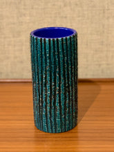 Load image into Gallery viewer, Aira vase by Mari Simmulson