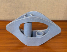 Load image into Gallery viewer, Japanese light blue amoeba shaped dual aperture Ikebana vessel