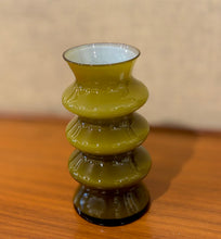 Load image into Gallery viewer, Avocado green glass vase by Bo Borgström for Åseda Glasbruk