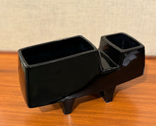 Load image into Gallery viewer, Black modernist Japanese Ikebana vessel