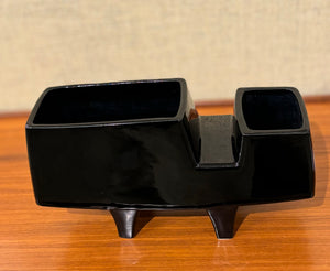 Black modernist Japanese Ikebana vessel