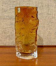 Load image into Gallery viewer, Glass vase by Kaj Blomqvist for Kumela Riihimäki, Finland