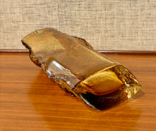 Load image into Gallery viewer, Glass vase by Kaj Blomqvist for Kumela Riihimäki, Finland