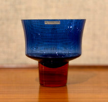 Load image into Gallery viewer, Blue and red glass footed bowl by Bo Borgström for Åseda Glasbruk