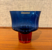 Load image into Gallery viewer, Blue and red glass footed bowl by Bo Borgström for Åseda Glasbruk