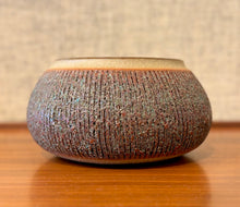 Load image into Gallery viewer, Bowl by Einar Johansen for Søholm Stentøj