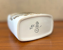 Load image into Gallery viewer, Baca vase by Ellen Malmer for Royal Copenhagen