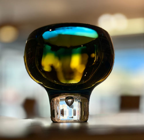 Footed glass bowl by Vicke Lindstrand for Kosta, Sweden