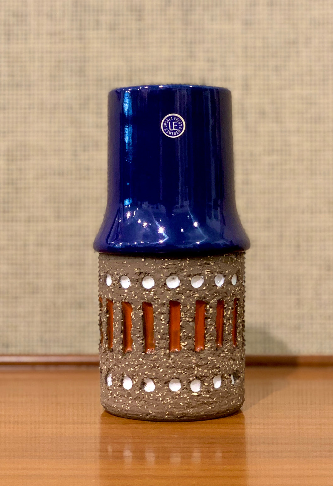 Kaskad vase by Mari Simmulson for Upsala-Ekeby
