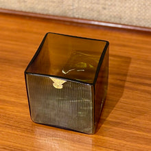 Load image into Gallery viewer, Low Isi (Ice) vase by Lennart Andersson for Gullaskruf