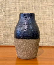 Load image into Gallery viewer, Onyx vase by Mari Simmulson for Upsala-Ekeby