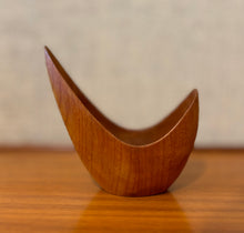 Load image into Gallery viewer, Sculptural teak bowl by Stig Sandkvist