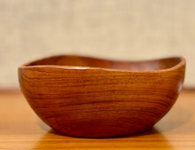 Load image into Gallery viewer, Freeform teak bowl by Stig Sandkvist