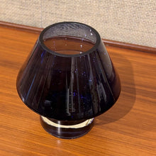 Load image into Gallery viewer, Stromboli glass vase by Aimo Okkolin for Riihimäen Lasi Oy, Finland