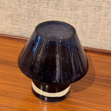 Load image into Gallery viewer, Stromboli glass vase by Aimo Okkolin for Riihimäen Lasi Oy, Finland