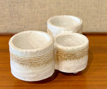Load image into Gallery viewer, Japanese triple suiban tripod Ikebana vessel