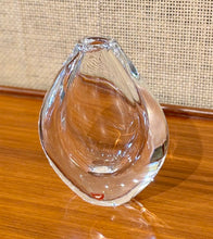 Load image into Gallery viewer, Teardrop glass vase by Sven Palmqvist for Orrefors, Sweden