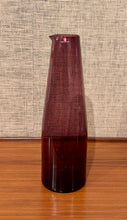 Load image into Gallery viewer, Purple glass i-403 carafe by Timo Sarpaneva for Iittala, Finland