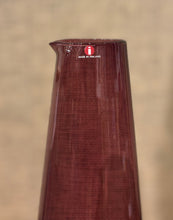 Load image into Gallery viewer, Purple glass i-403 carafe by Timo Sarpaneva for Iittala, Finland