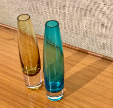 Load image into Gallery viewer, Turquoise glass vase by Bo Borgström for Åseda Glasbruk