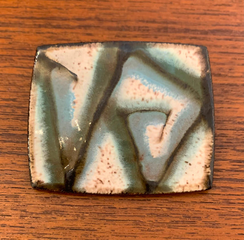 Abstract glazed ceramic brooch - Brønsted, Denmark