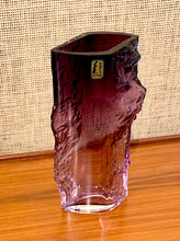 Load image into Gallery viewer, Glass vase by Kaj Blomqvist for Kumela Riihimäki, Finland