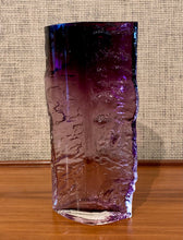 Load image into Gallery viewer, Glass vase by Kaj Blomqvist for Kumela Riihimäki, Finland