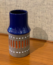 Load image into Gallery viewer, Kaskad vase by Mari Simmulson for Upsala-Ekeby