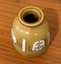 Load image into Gallery viewer, Thalia vase by Lisa Larson for Gustavsberg