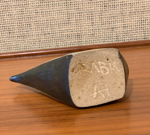 Load image into Gallery viewer, Unique stoneware sculpture by Annikki Hovisaari for Arabia